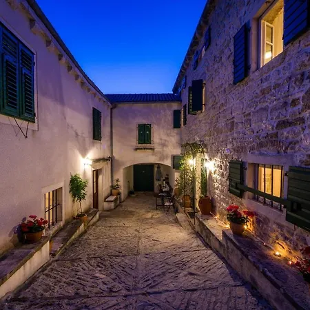 Ferienhaus Seaside Holiday House Novigrad - 18162 *